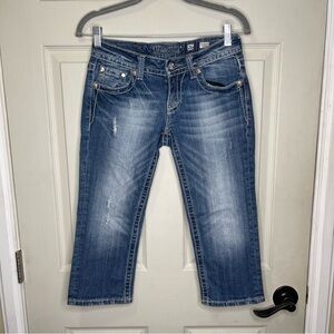 Miss Me Jeans Womens  Blue Capri Medium Wash Denim JP5335P6 Sz 26